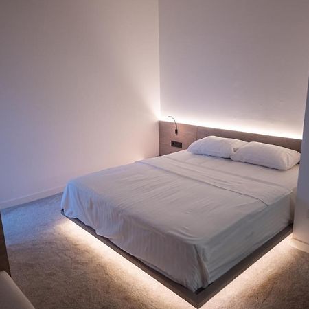 Bloom Suites Приштина Экстерьер фото