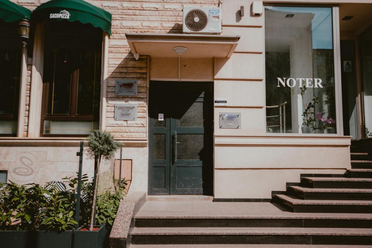 Bloom Suites Приштина Экстерьер фото