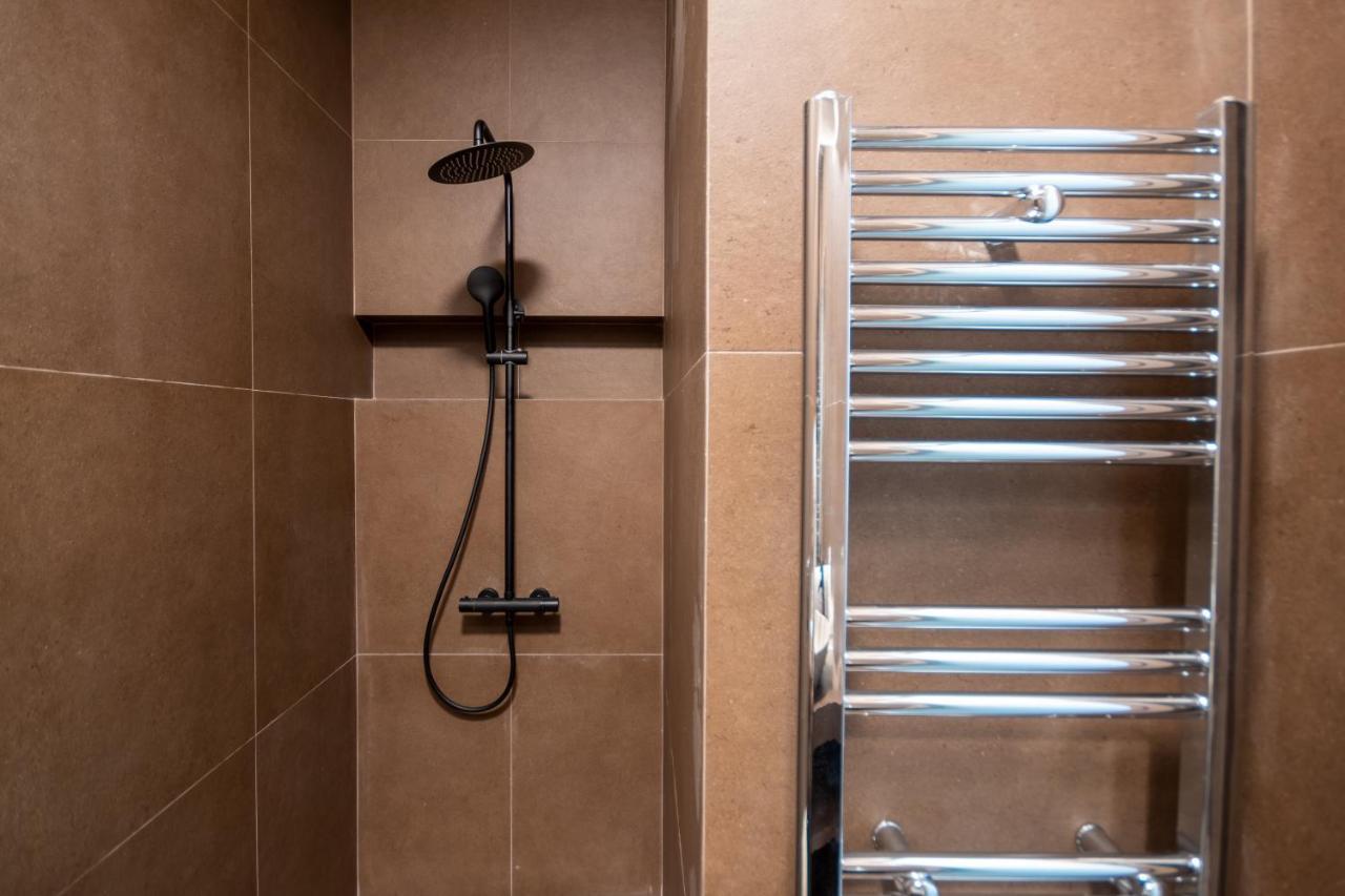 Bloom Suites Приштина Экстерьер фото