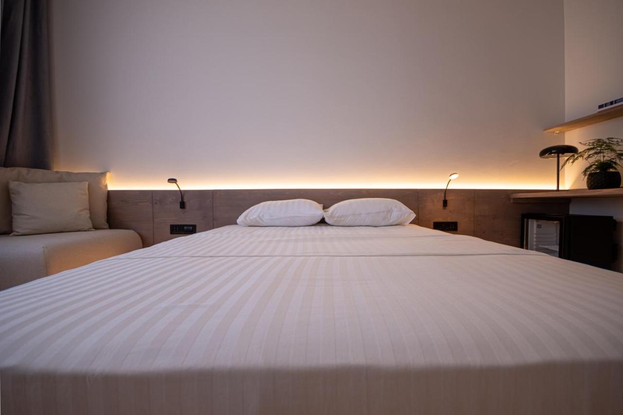 Bloom Suites Приштина Экстерьер фото