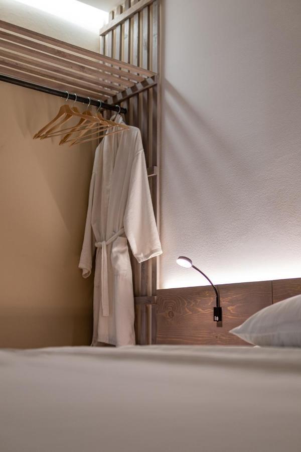 Bloom Suites Приштина Экстерьер фото